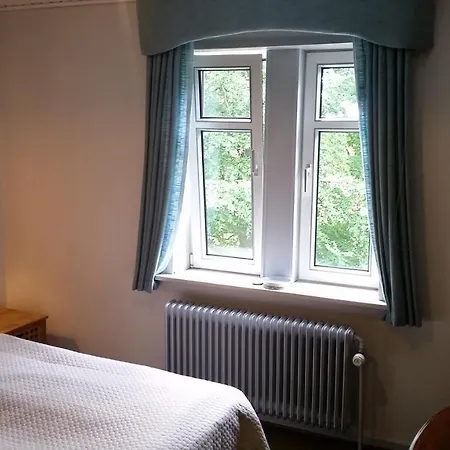Gørdinglund Herregård Bed & Breakfast *